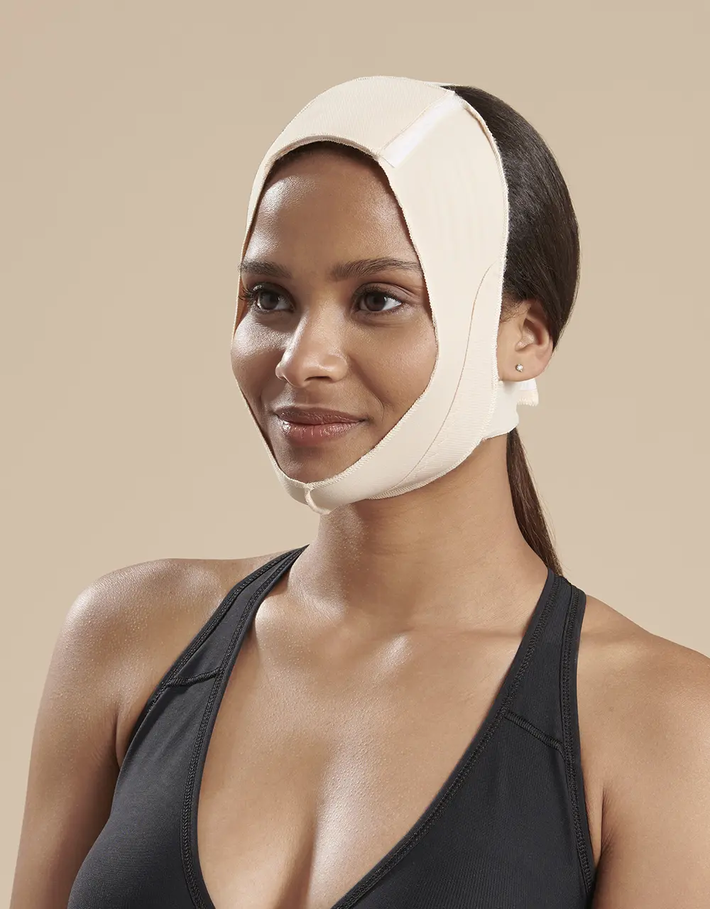 Marena Recovery FM100-A Gesichtsmaske: Optimale Unterstützung nach Halslifting und Facelift Marena Recovery FM100-A Gesichtsmaske: Optimale Unterstützung nach Halslifting und Facelift